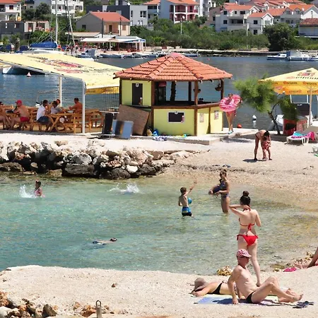 On The Beach, Zoranka