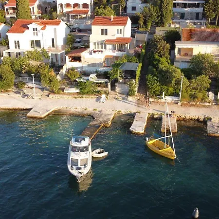 Apartment On The Beach, Zoranka